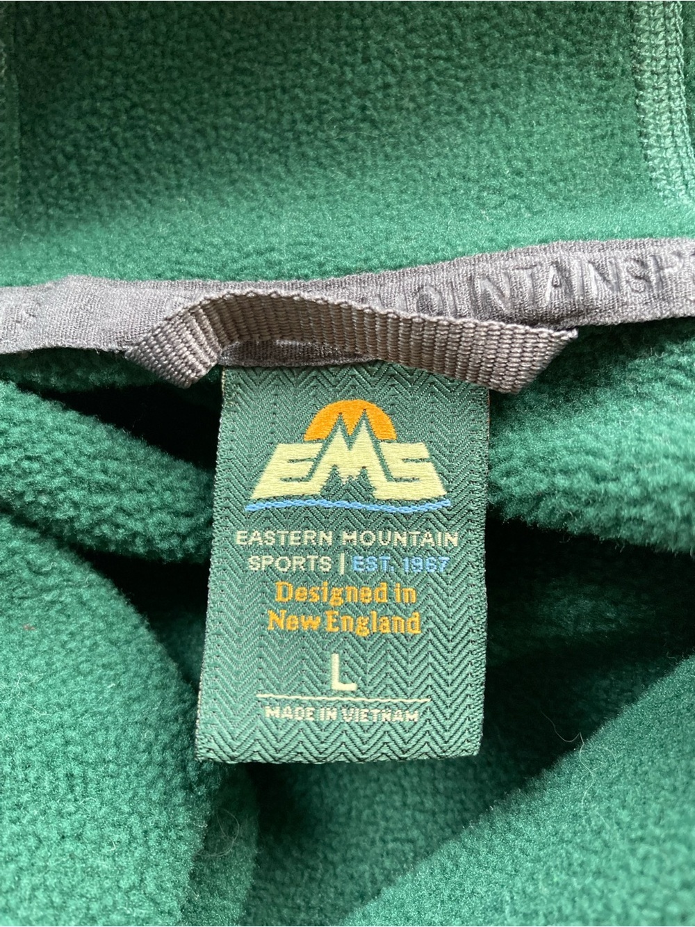 EMS Men’s Ascent Series Green Full Zip Hoodie with Lime Zip Accents, Size Large